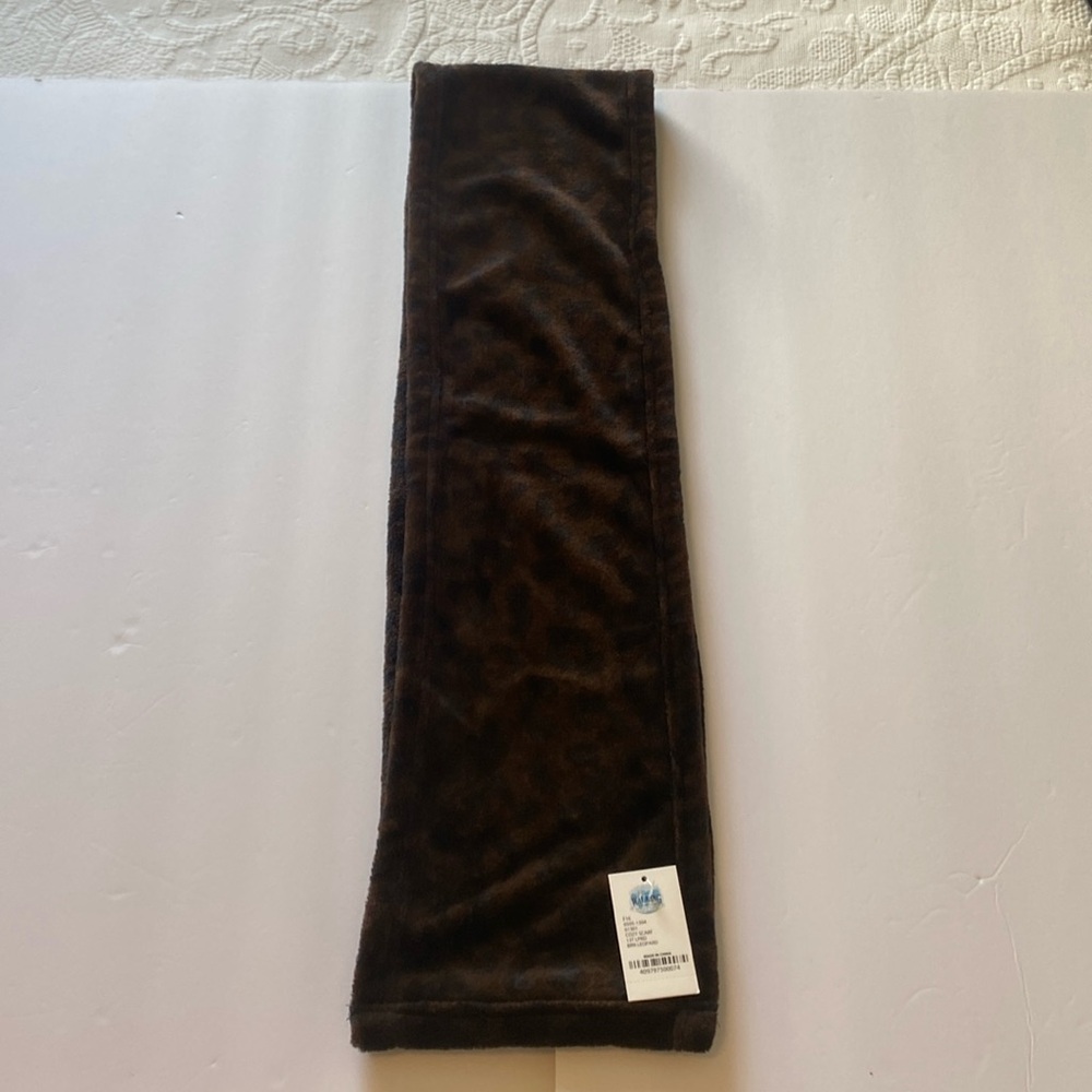 The Walking Company Leopard Print Scarf